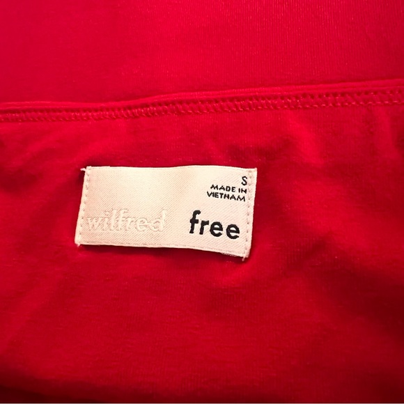 Wilfred Free Red Pencil Front Slit Skirt Super Comfortable Stretchy NWOT Size S - Picture 15 of 16